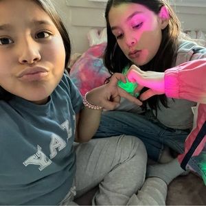 Meet your Posher, kennia, kamila, Kendra